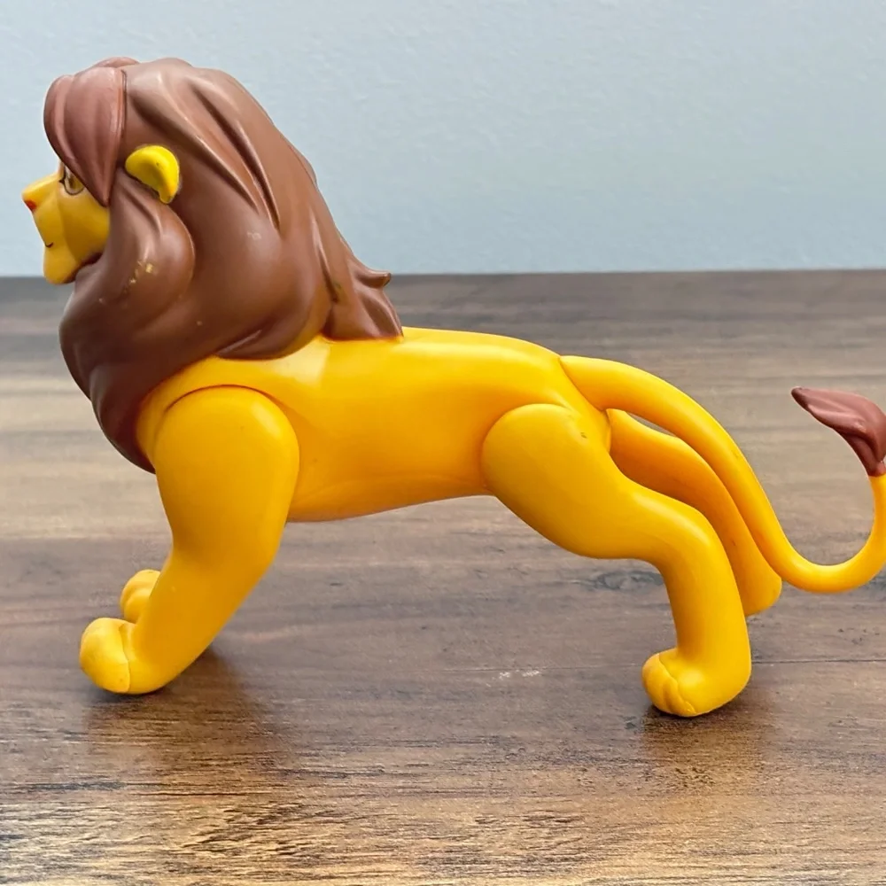 DISNEY Just Play The Lion King Lion Guard ADULT SIMBA Action Figure Toy Topper
